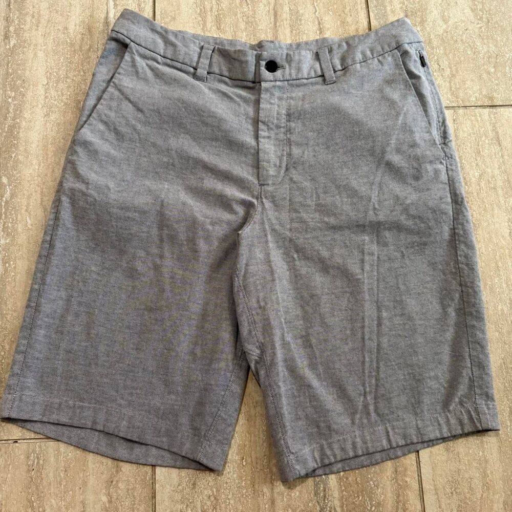 Lululemon Mens 32 Commission Slim Shorts 10" Inseam Warpstreme Chino Golf Gray